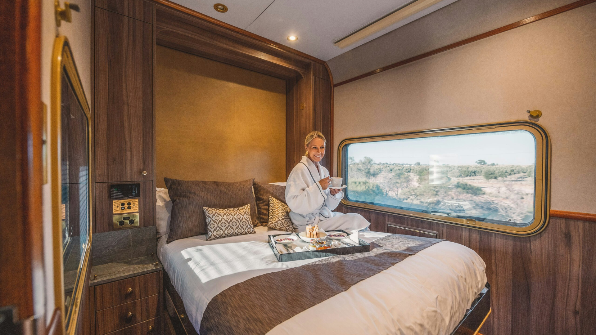 Railbookers: The Great Ghan 8D7N Darwin To Adelaide Adventure (Premium)
